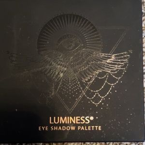 Luminess Eyeshadow Palette